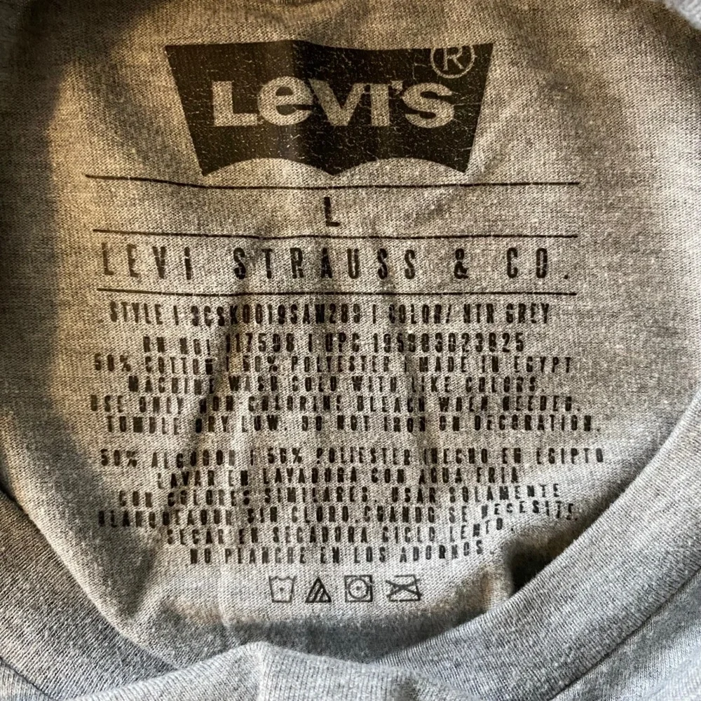 Levi's Graphic T-Shirt Mens Large Heather Grey Logo‎ Casual Everyday Outdoors